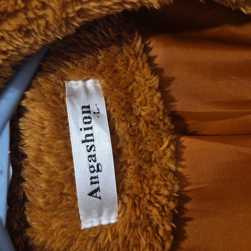 Tan Teddy Coat | Large - Picture 4 of 7